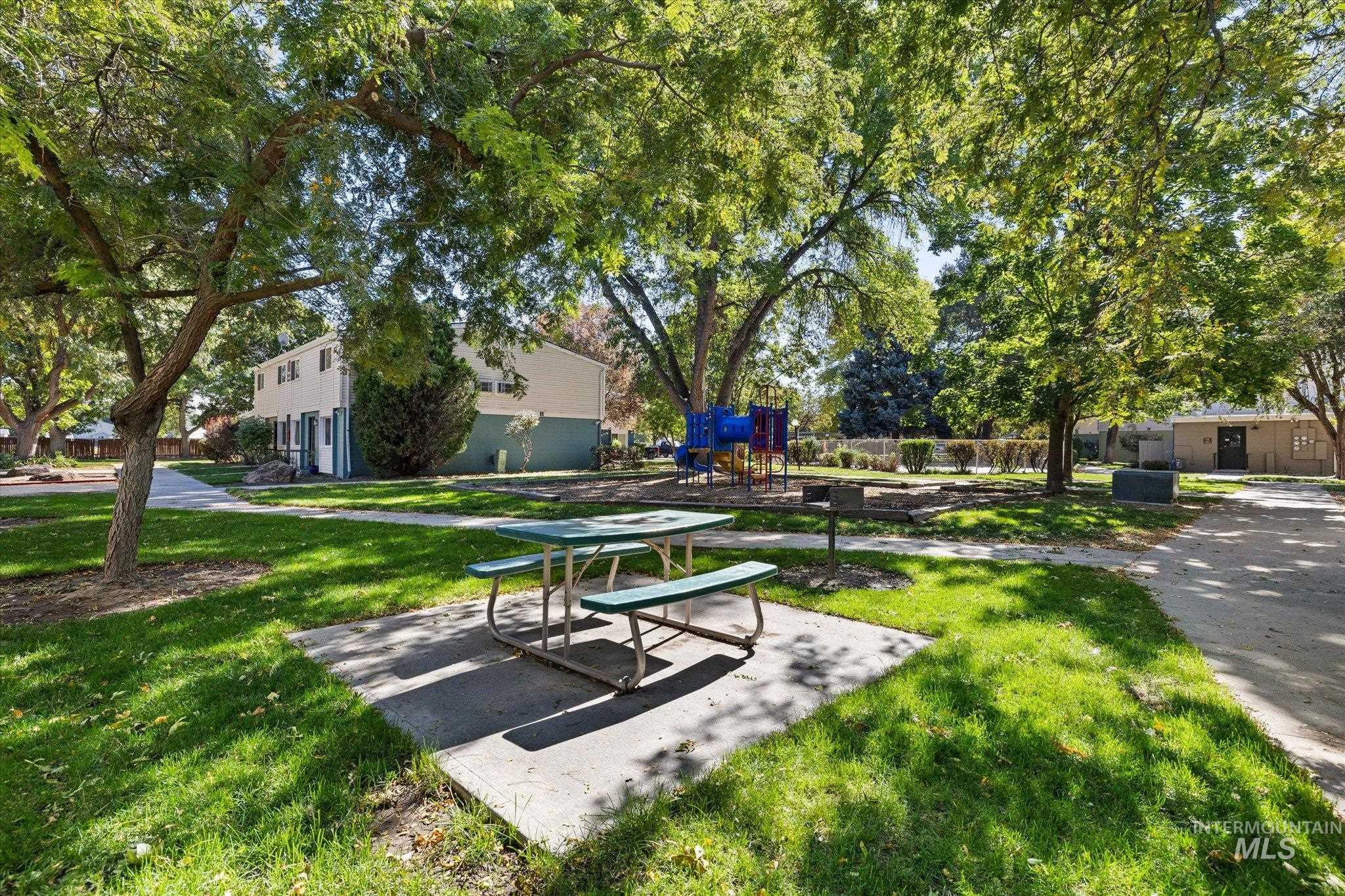 968 South Curtis Road Boise, ID 83705 - Photo 21 of 24 Gallery Image 21