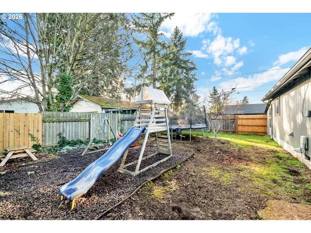 $400,000 | 3740 Marshall Avenue, Eugene, OR 97402
