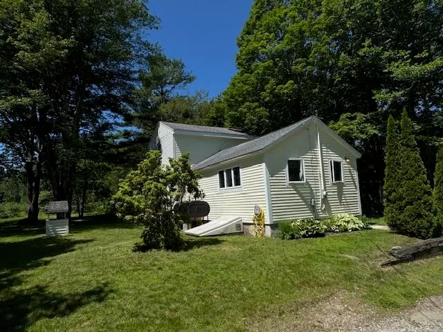 $281,500 | 27 Dodge Road, Edgecomb, ME 04556