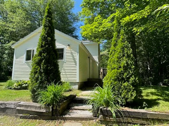 $281,500 | 27 Dodge Road, Edgecomb, ME 04556
