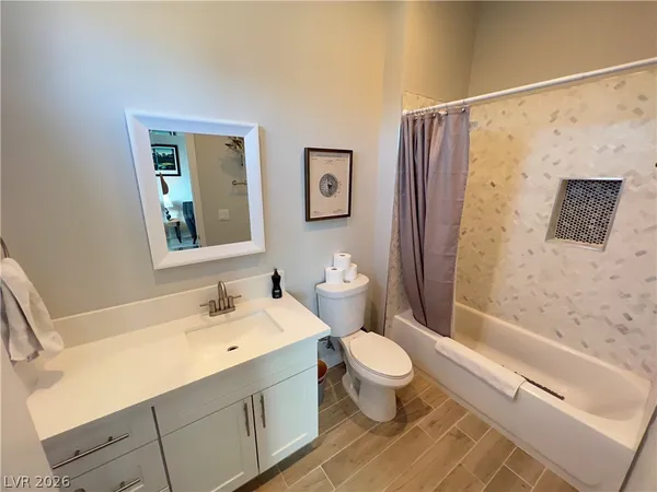 $4,295 | 4760 Windy Hollow Street, Las Vegas, NV 89130