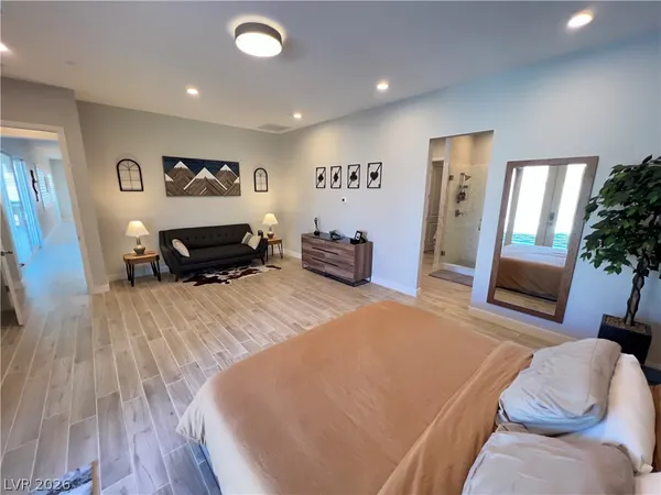 $4,295 | 4760 Windy Hollow Street, Las Vegas, NV 89130