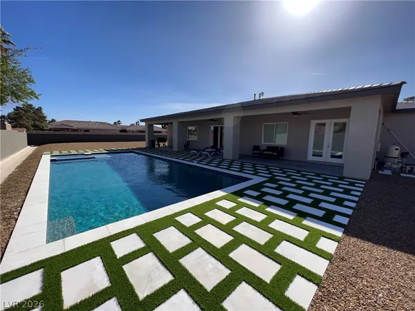 $4,295 | 4760 Windy Hollow Street, Las Vegas, NV 89130