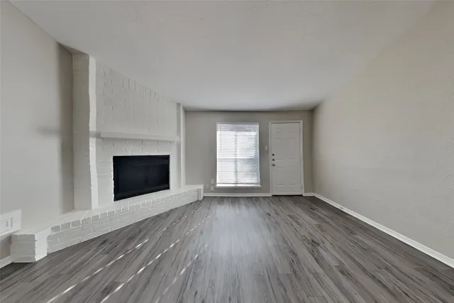 $2,000 | 5315 Derbyshire Drive, Katy, TX 77493