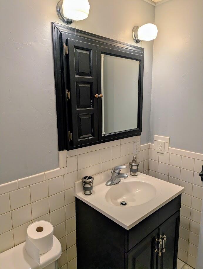 237 Crystal Springs Road Graniteville, SC 29829 - Photo 16 of 19 Hall Bath Vanity