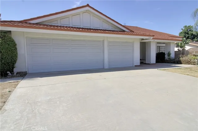 $3,350 | 1318 San Pablo Avenue, Redlands, CA 92373