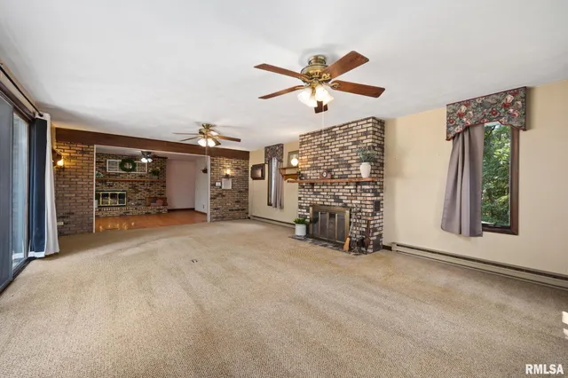 $429,900 | 284 Grimm Road, Congerville, IL 61729