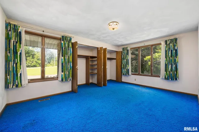 $429,900 | 284 Grimm Road, Congerville, IL 61729