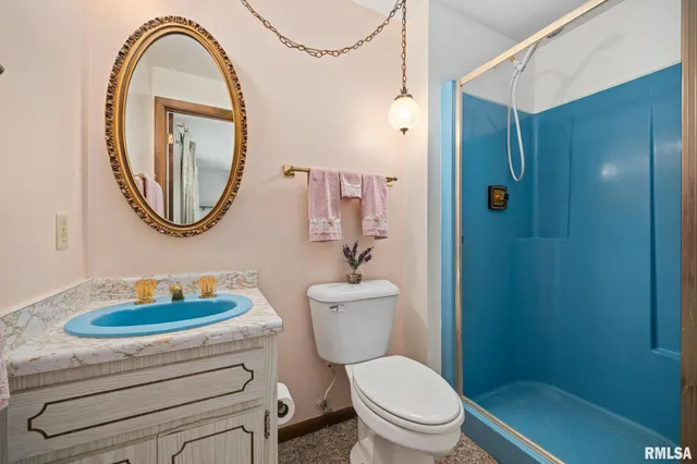 $429,900 | 284 Grimm Road, Congerville, IL 61729