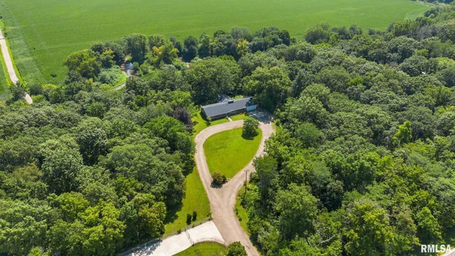 $429,900 | 284 Grimm Road, Congerville, IL 61729