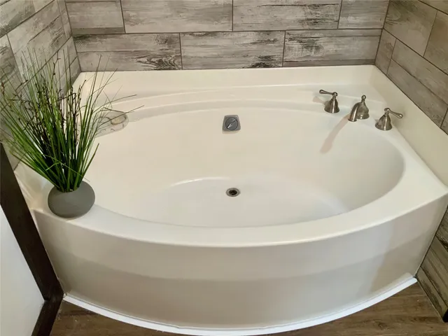 $415,000 | 3476 County Road 2326, Dayton, TX 77535