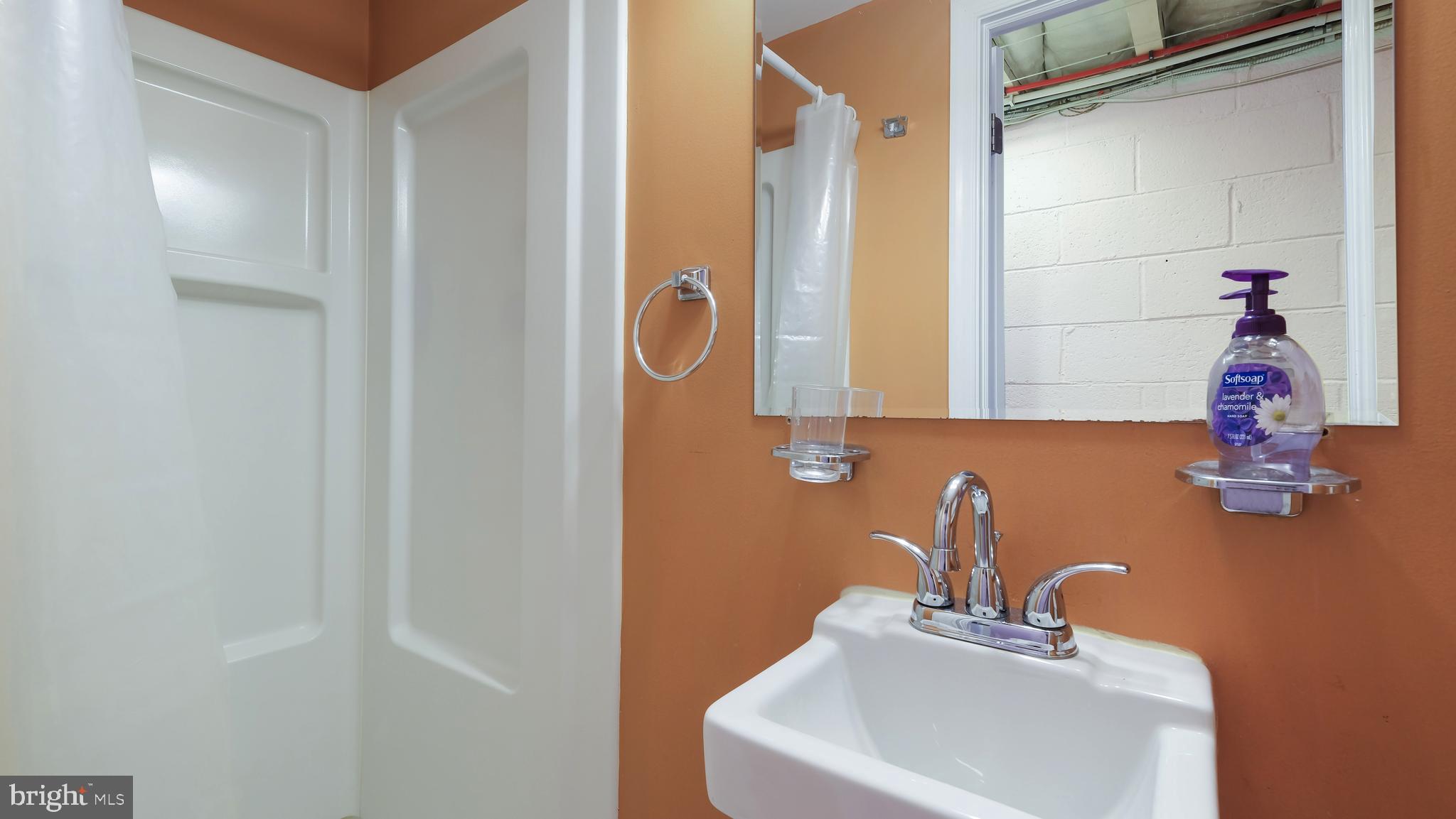 1711 Danforth Street Philadelphia, PA 19152 - Photo 22 of 25 Gallery Image 22