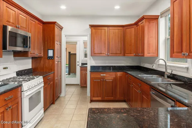 $599,000 | 1004 Park Avenue, Unit 1004, Sandpoint, ID 83864