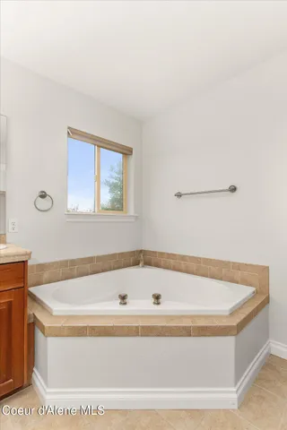 $599,000 | 1004 Park Avenue, Unit 1004, Sandpoint, ID 83864