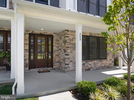 $1,225,000 | 353 Horseshoe Trail, Newtown Square, PA 19073