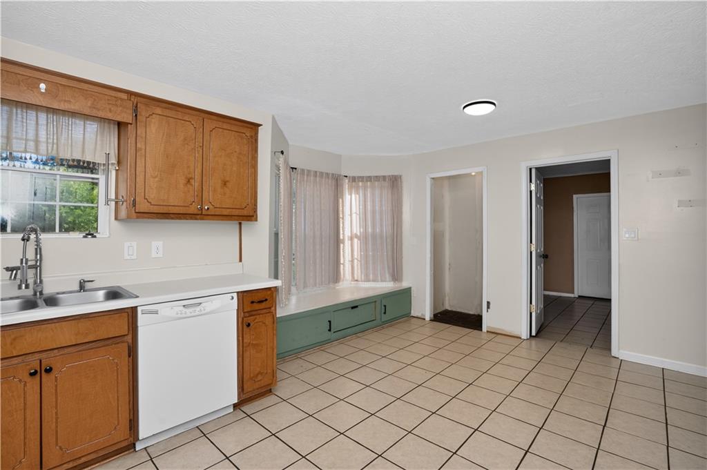 755 Peeksville Road Locust Grove, GA 30248 - Photo 27 of 36 Gallery Image 27