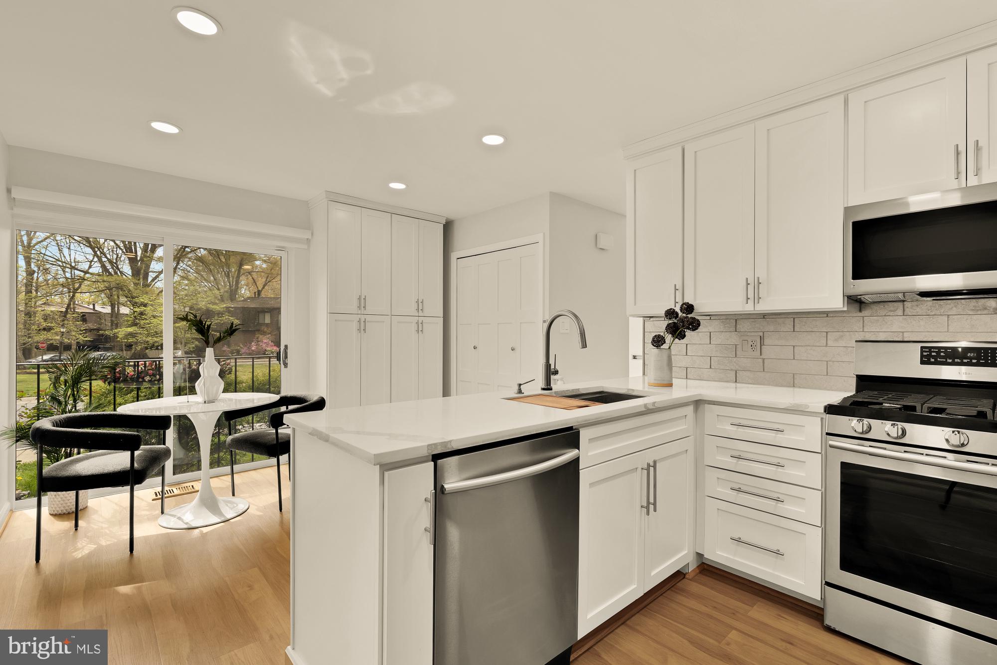 8107 Inverness Ridge Road Rockville, MD 20854 - Photo 12 of 52