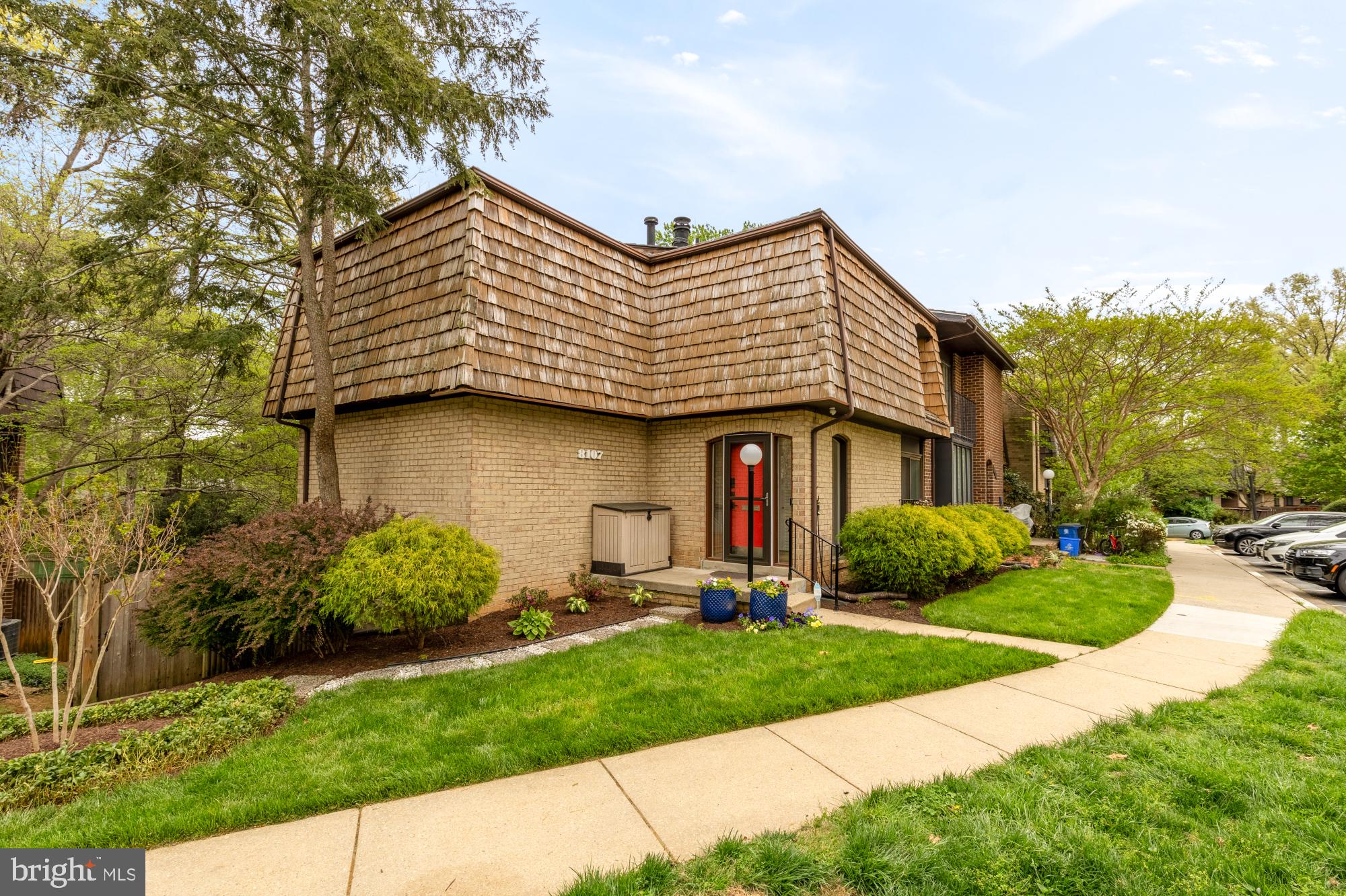 8107 Inverness Ridge Road Rockville, MD 20854 - Photo 2 of 52