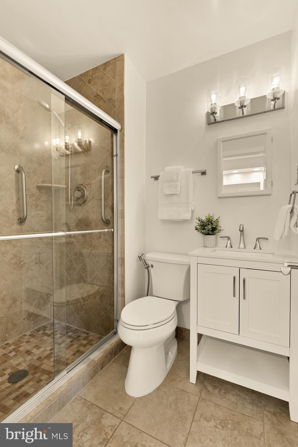8107 Inverness Ridge Road Rockville, MD 20854 - Photo 44 of 52
