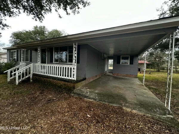 $58,000 | 633 Jefferson Street, New Hebron, MS 39140