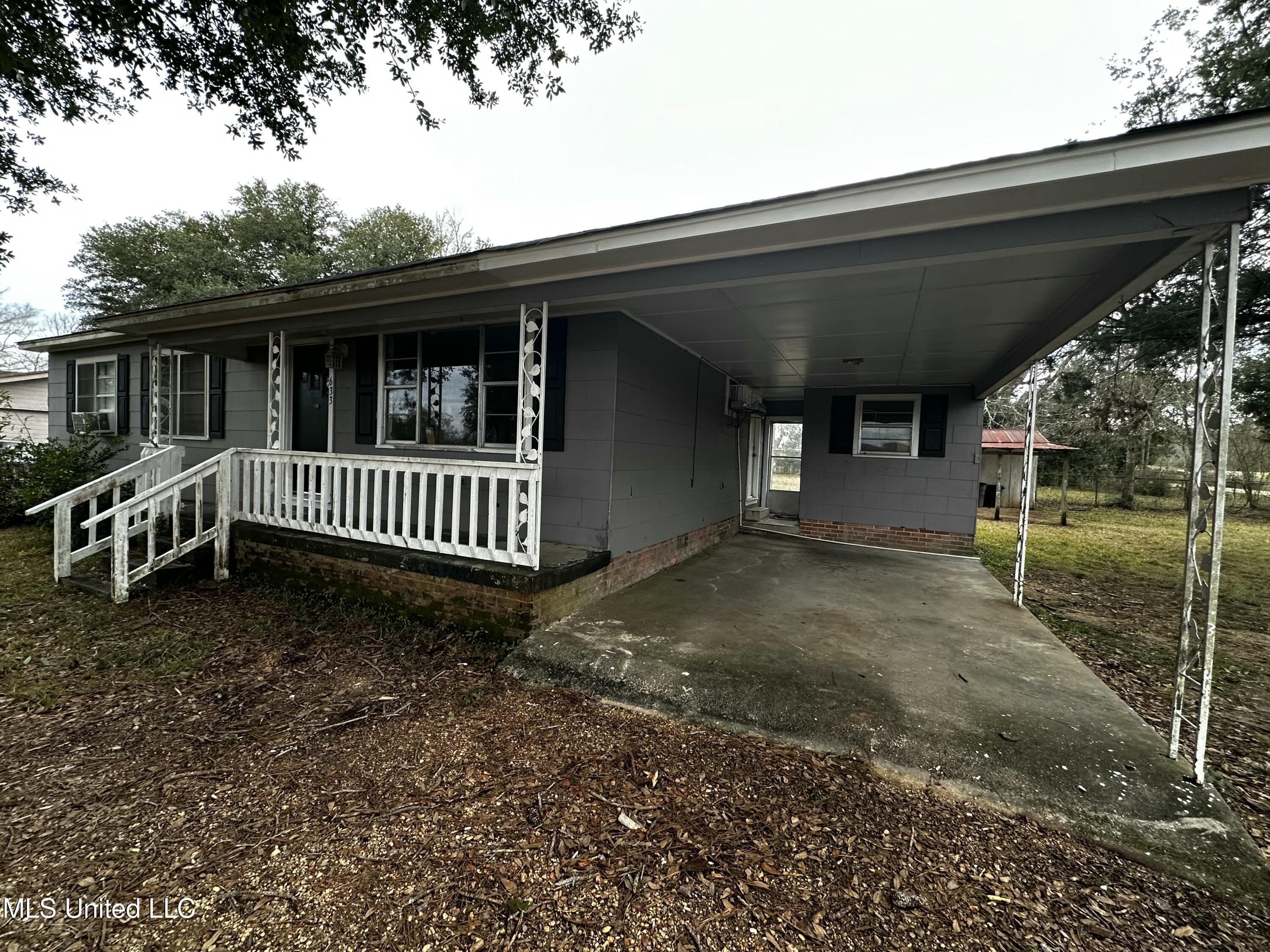 633 Jefferson Street New Hebron, MS 39140 - Photo 17 of 36 IMG_0323