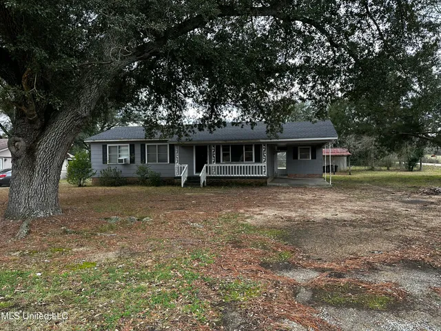 $63,500 | 633 Jefferson Street, New Hebron, MS 39140