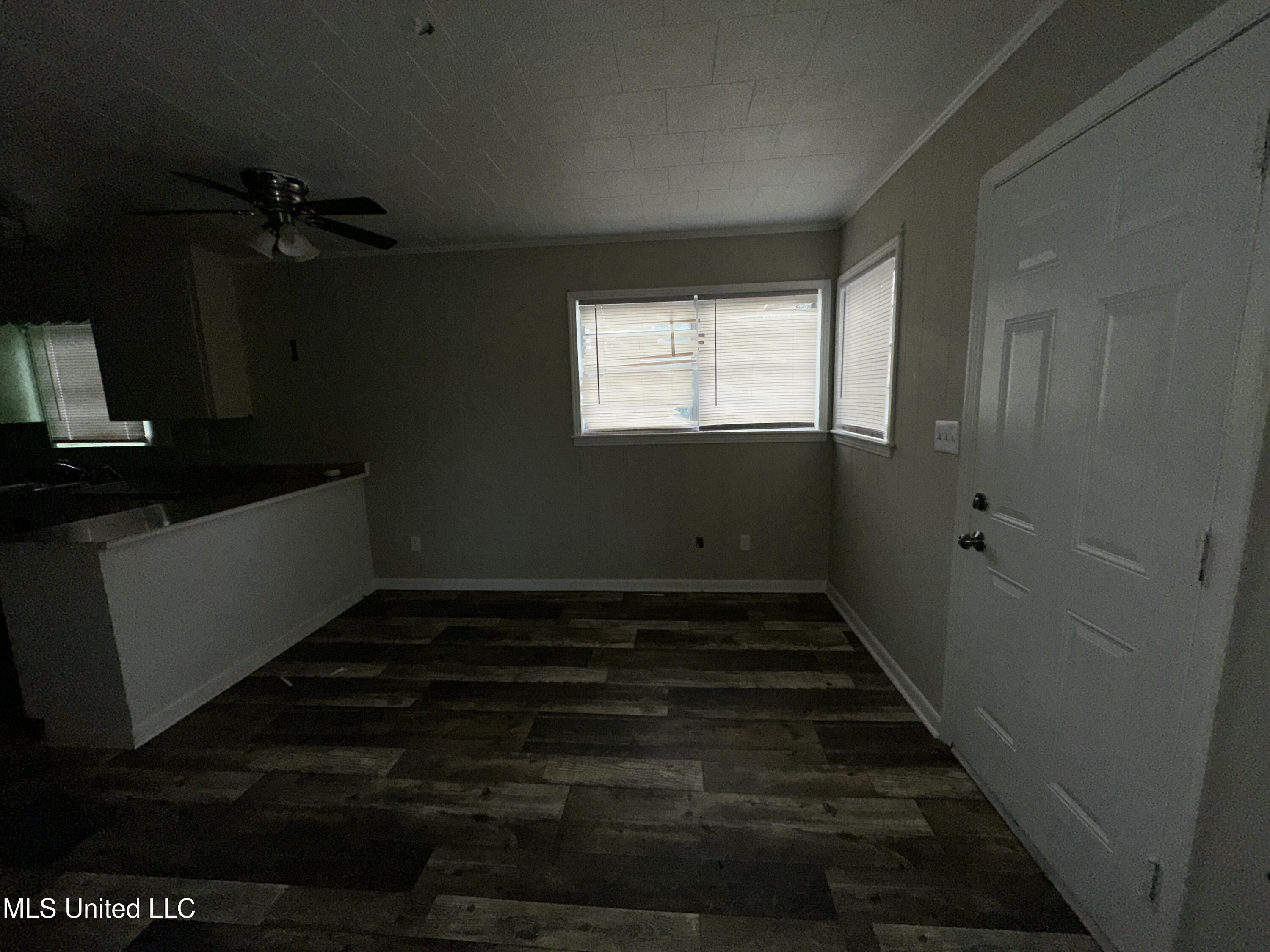 633 Jefferson Street New Hebron, MS 39140 - Photo 24 of 36 IMG_0331