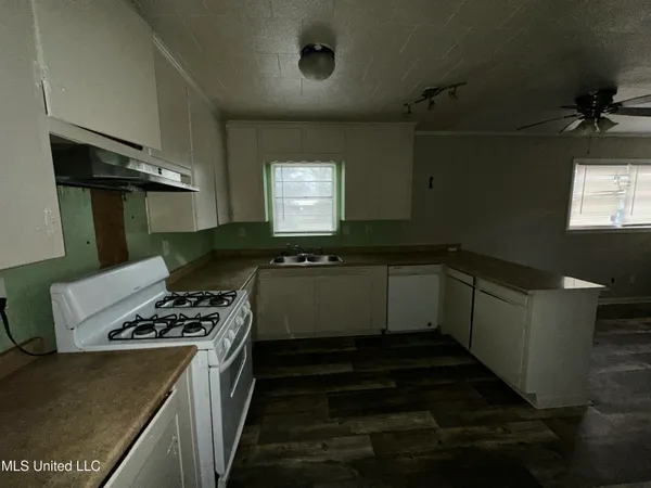 $58,000 | 633 Jefferson Street, New Hebron, MS 39140