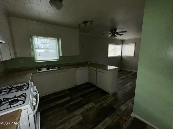 $58,000 | 633 Jefferson Street, New Hebron, MS 39140