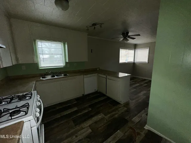 $63,500 | 633 Jefferson Street, New Hebron, MS 39140