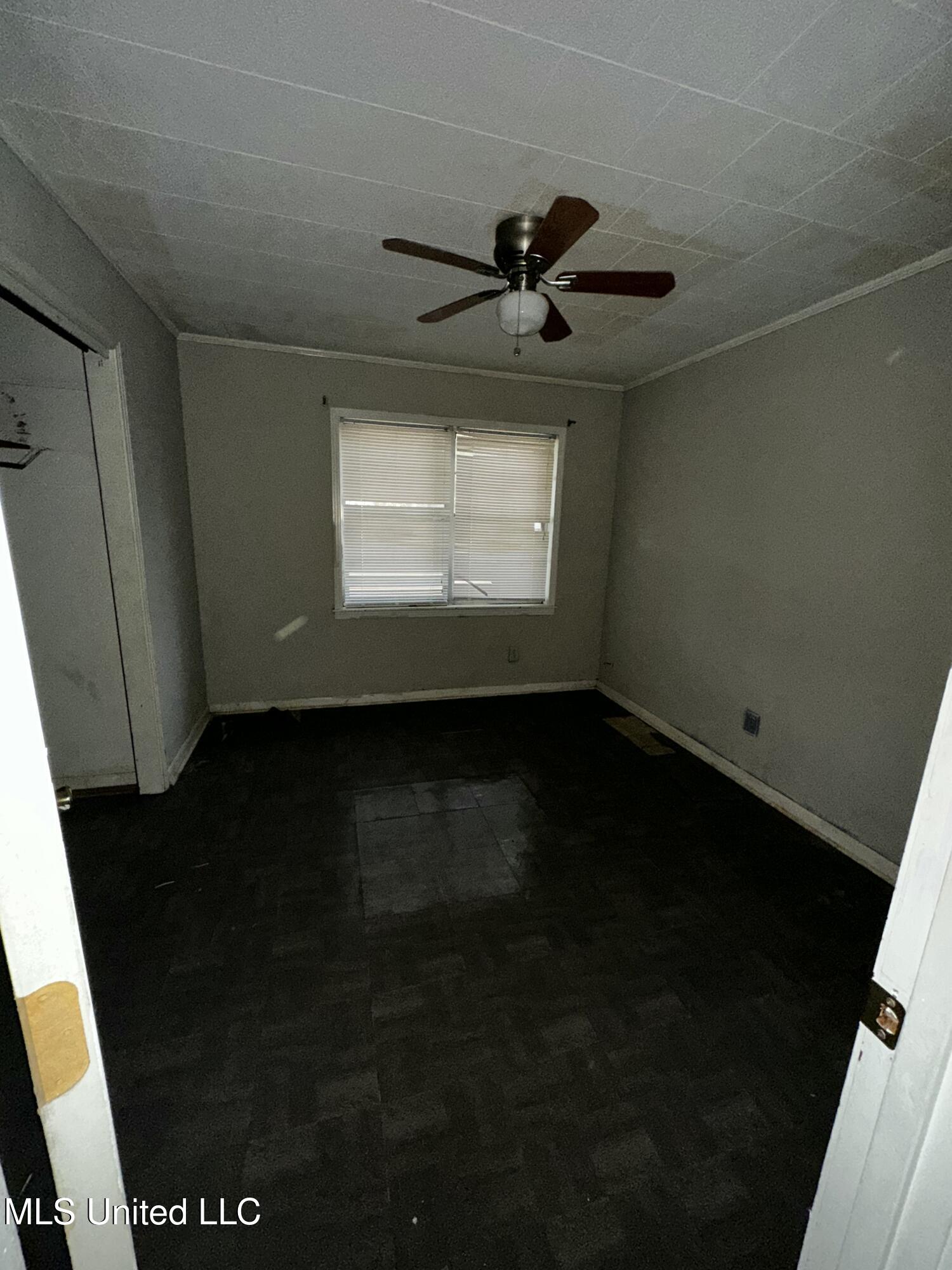 633 Jefferson Street New Hebron, MS 39140 - Photo 29 of 36 IMG_0336