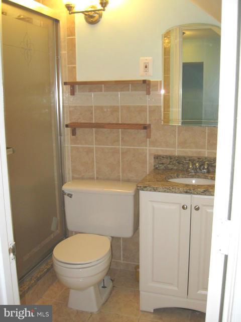 11605 Goodloe Road Silver Spring, MD 20906 - Photo 15 of 19 Bath