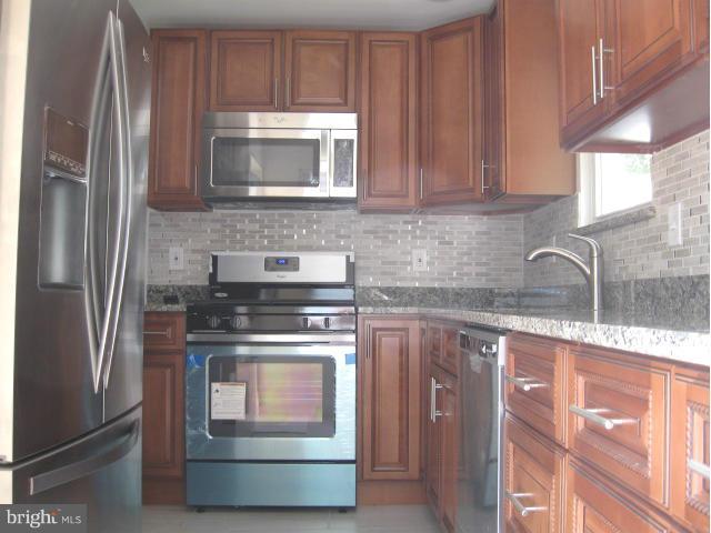 11605 Goodloe Road Silver Spring, MD 20906 - Photo 4 of 19 Kitchen