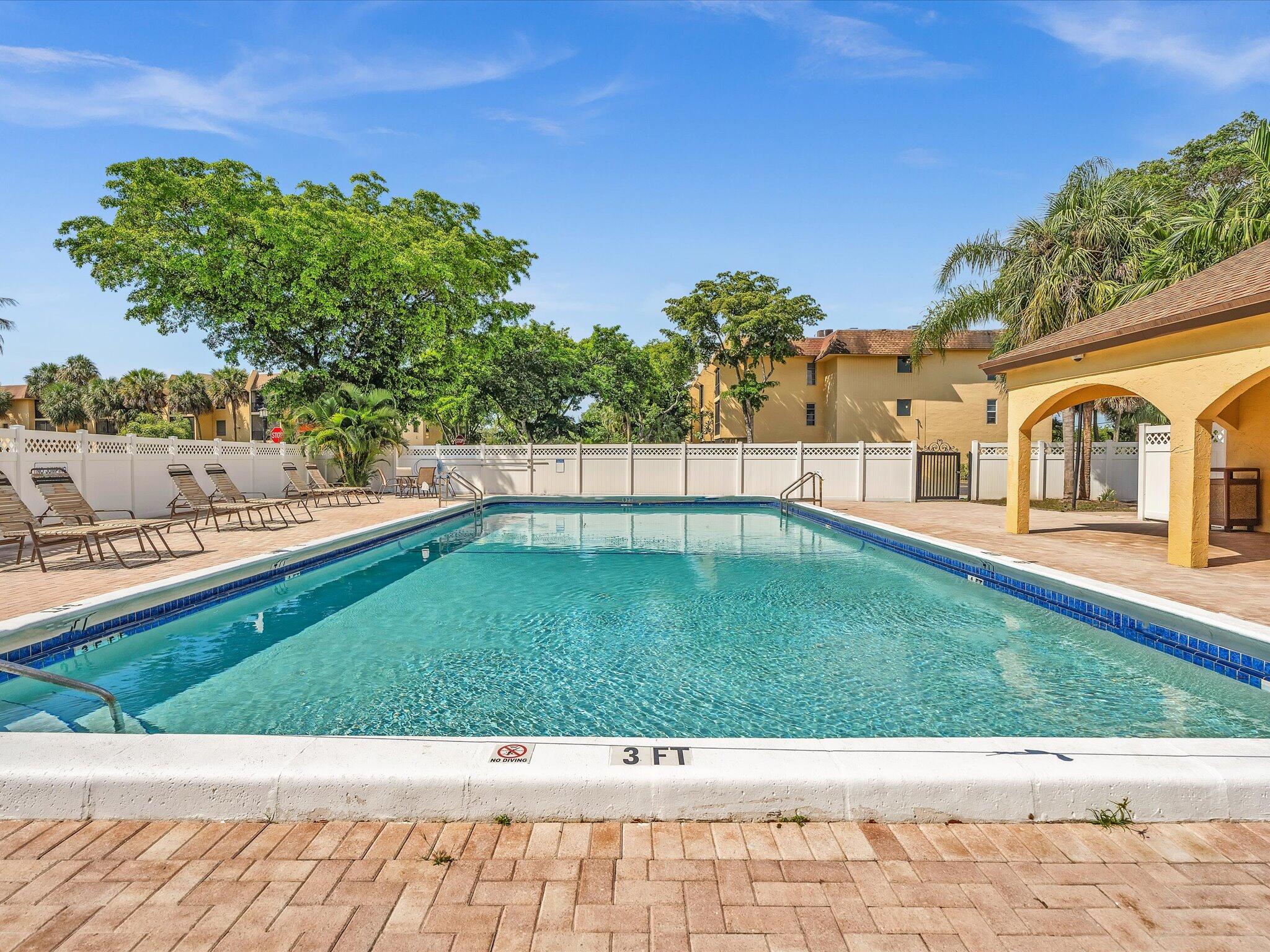 470 Northwest 20th Street, Unit 3020 Boca Raton, FL 33431 - Photo 35 of 43 Casa Del Rio Pool
