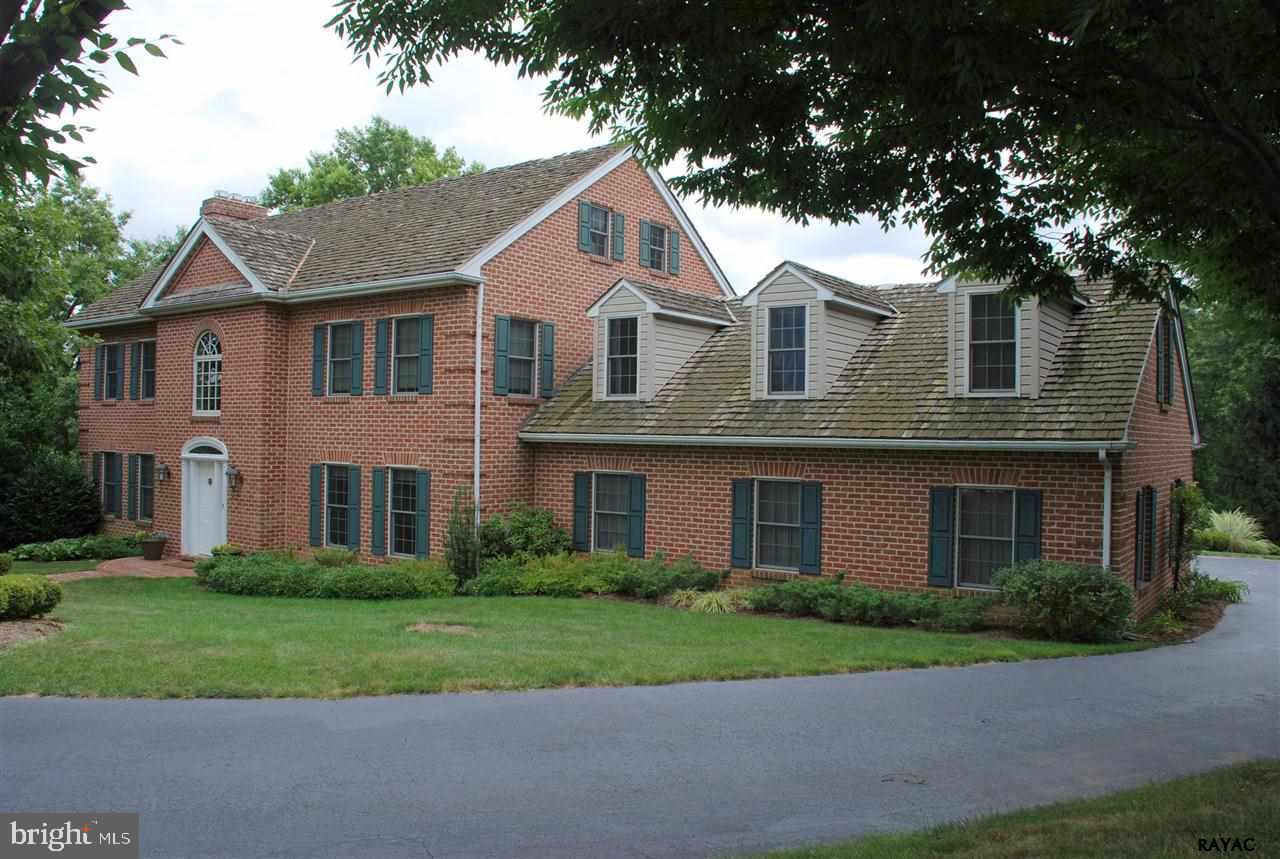 1540 Dunster Road York, PA 17403 - Photo 1 of 36 Gallery Image 1
