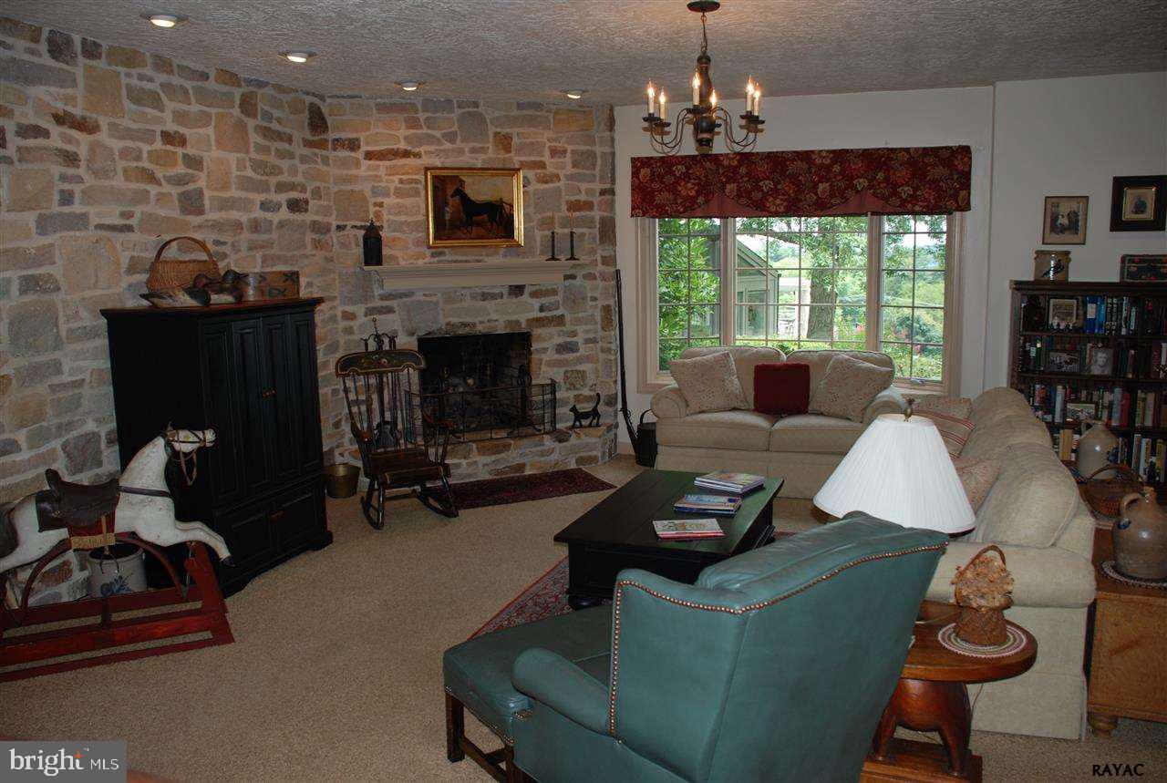 1540 Dunster Road York, PA 17403 - Photo 12 of 36 Gallery Image 12
