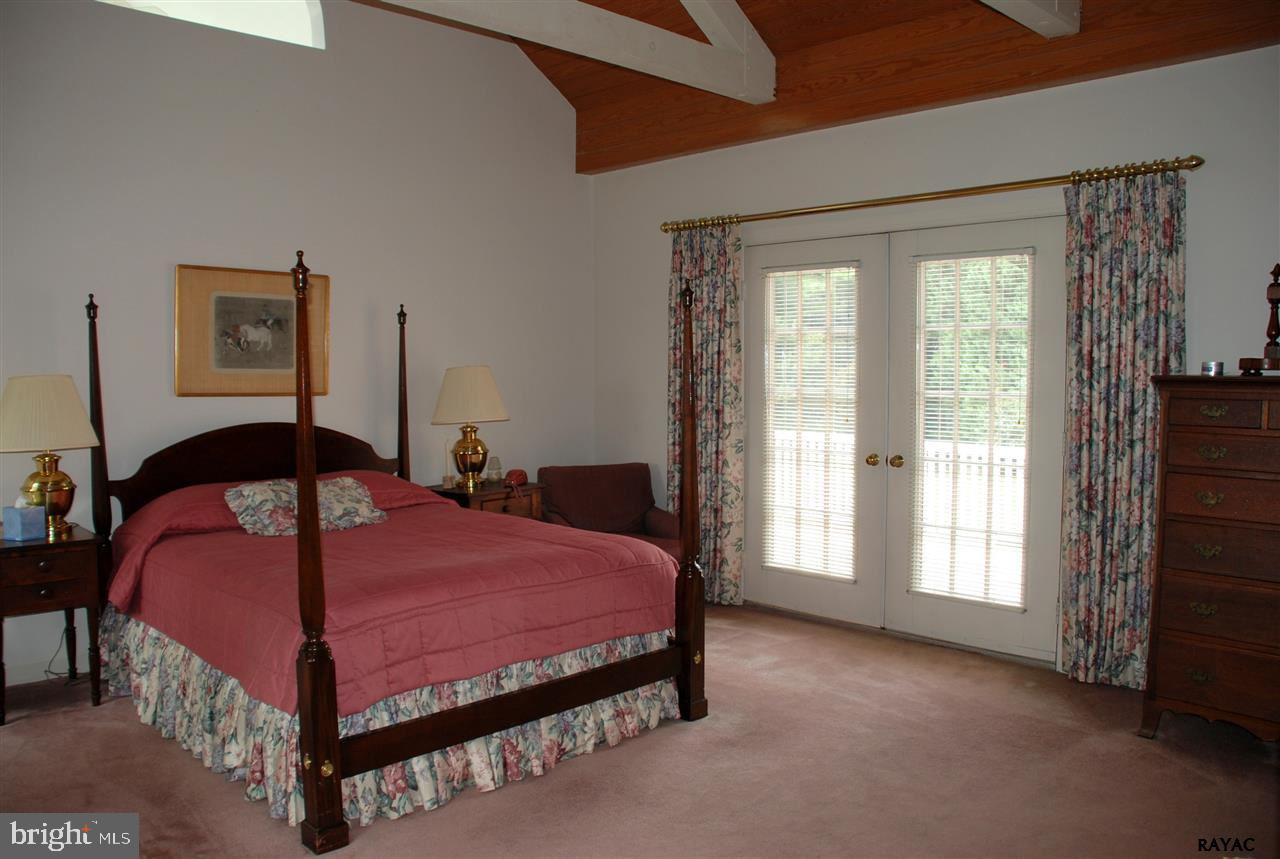 1540 Dunster Road York, PA 17403 - Photo 18 of 36 Gallery Image 18