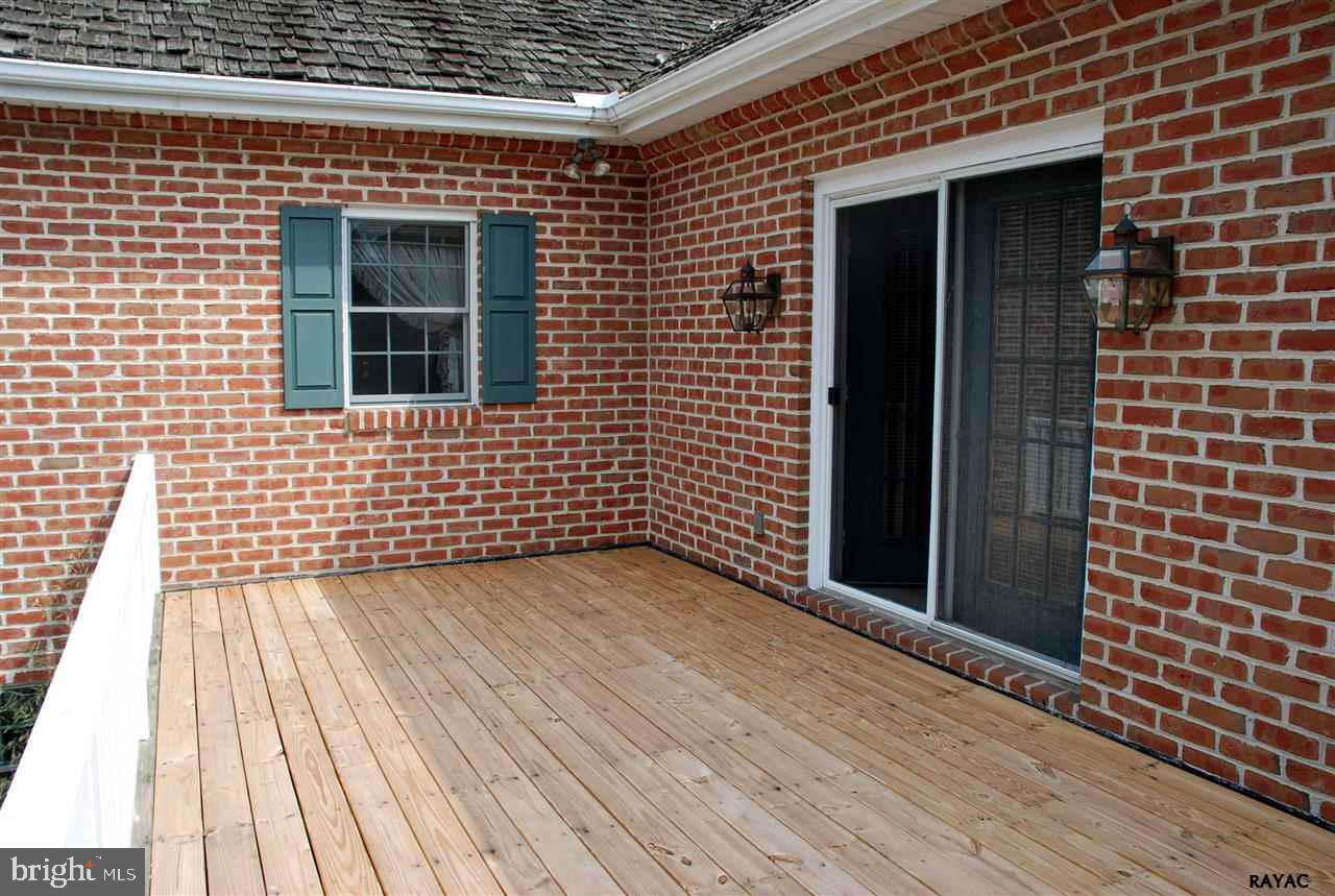 1540 Dunster Road York, PA 17403 - Photo 20 of 36 Gallery Image 20