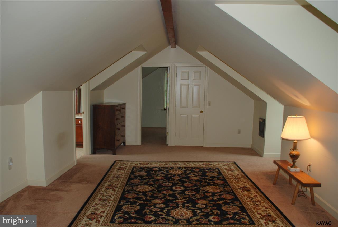 1540 Dunster Road York, PA 17403 - Photo 28 of 36 Gallery Image 28