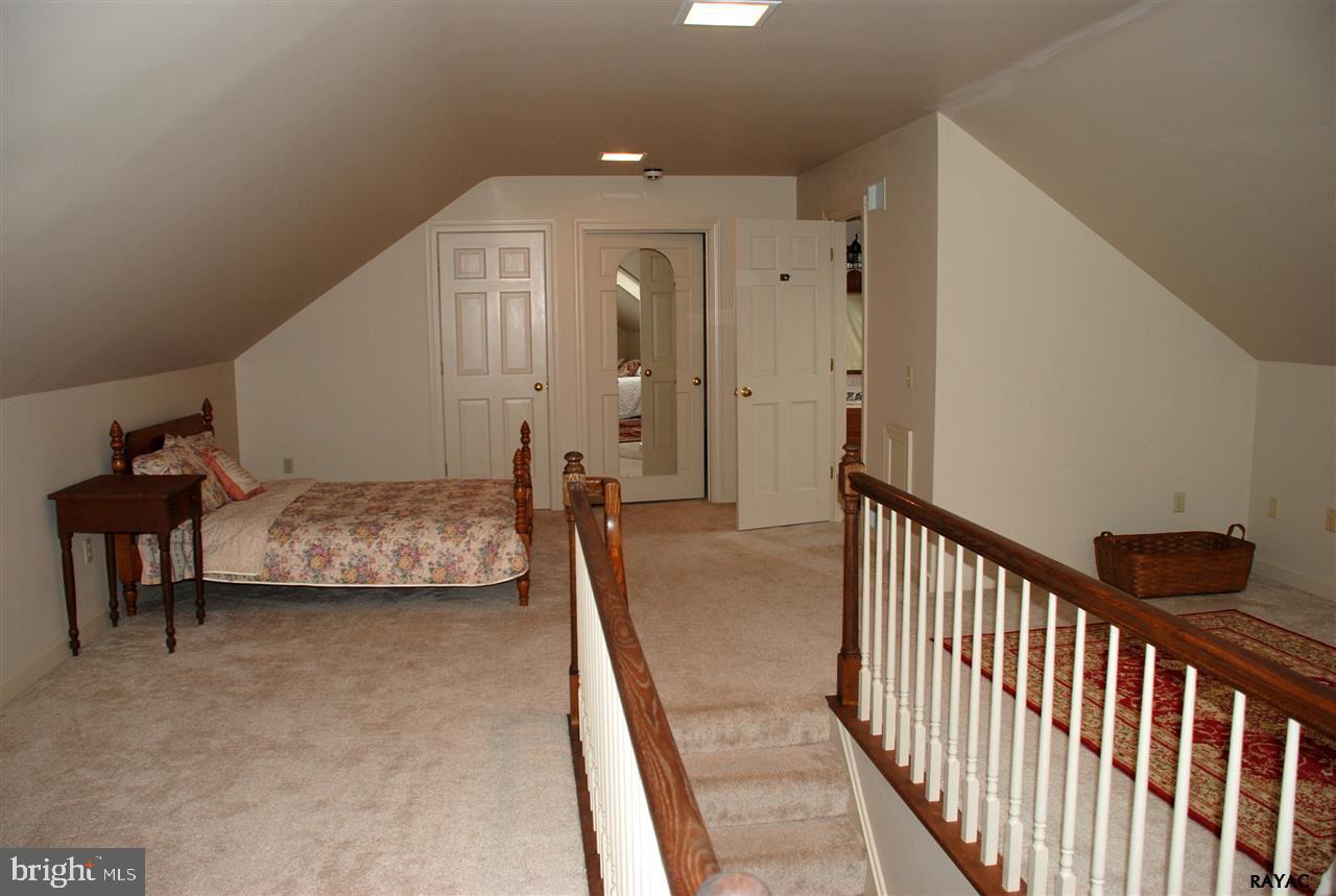 1540 Dunster Road York, PA 17403 - Photo 30 of 36 Gallery Image 30