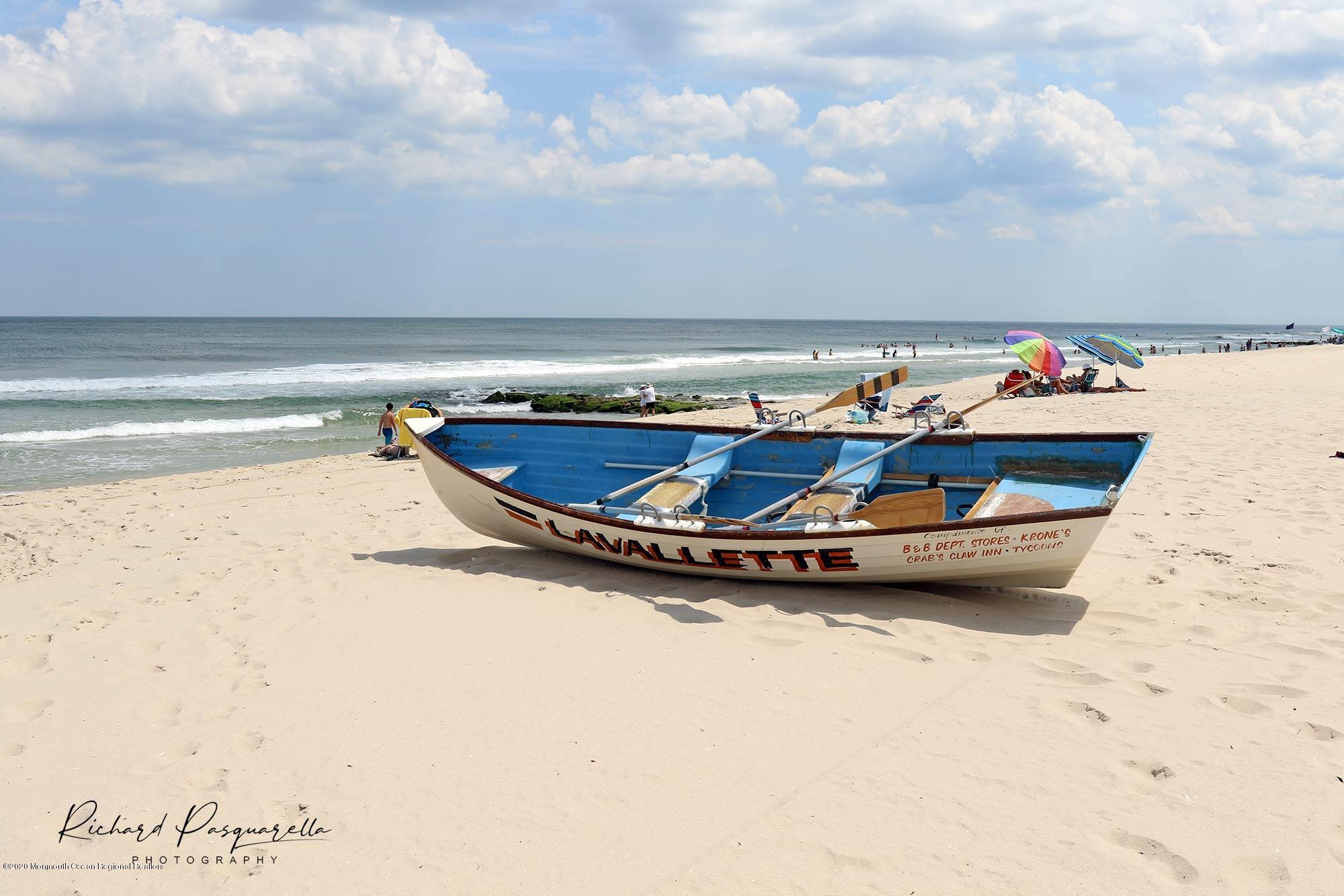 2106 Oceanfront Lavallette, NJ 08735 - Photo 15 of 17