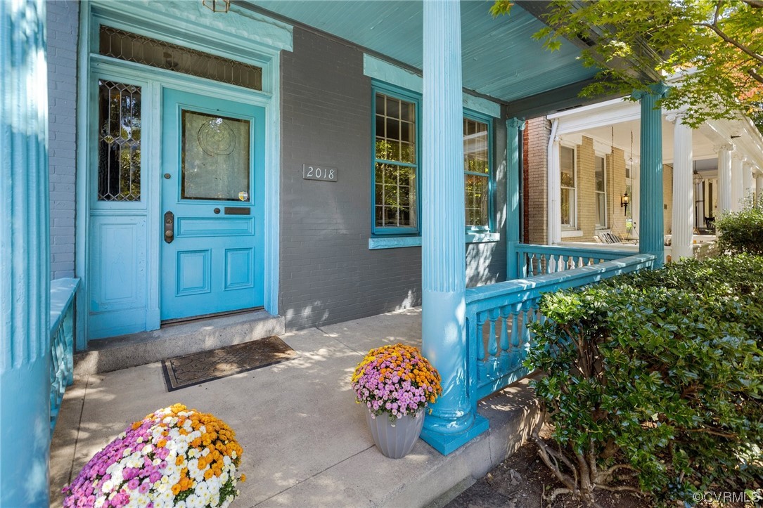 2018 Floyd Avenue Richmond, VA 23220 - Photo 3 of 36 a front view of a house