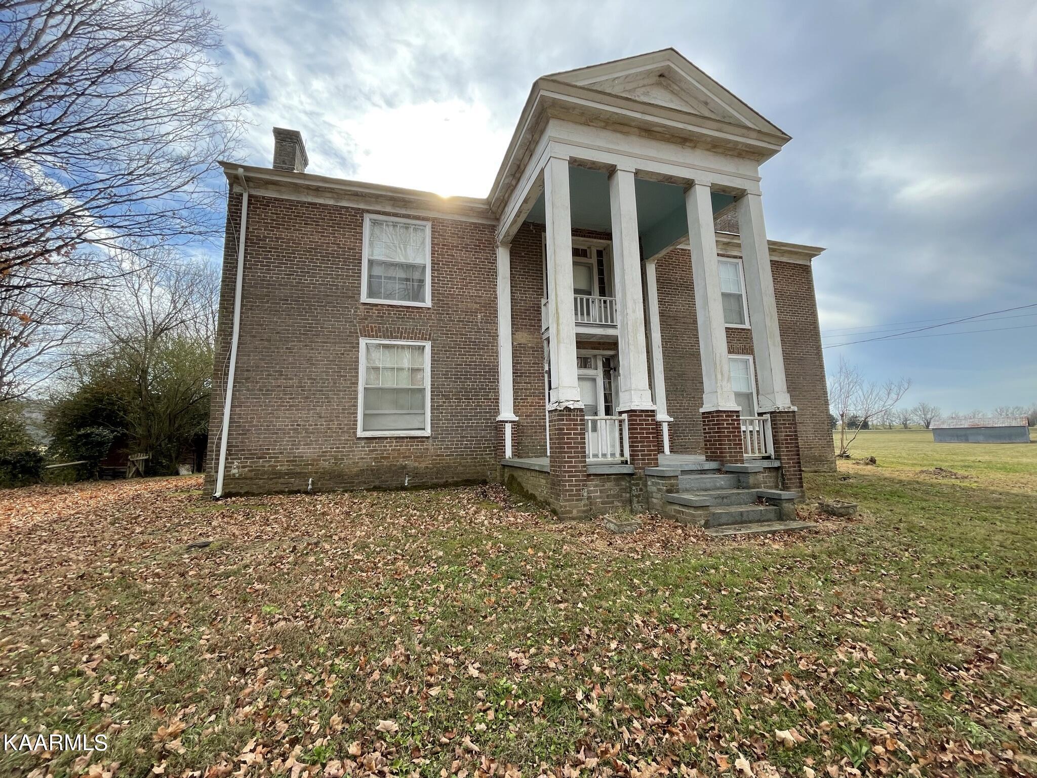 240 Sliger Lane Decatur, TN 37322 - Photo 2 of 44 IMG_5275