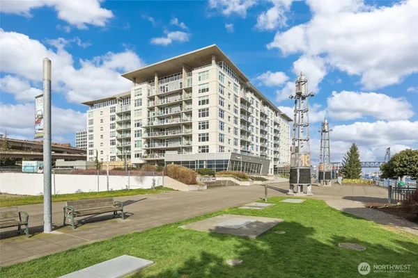 $475,000 | 1515 Dock Street, Unit 906, Tacoma, WA 98402