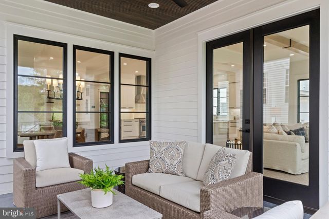 $2,550,000 | 1212 North Stafford Street, Arlington, VA 22201