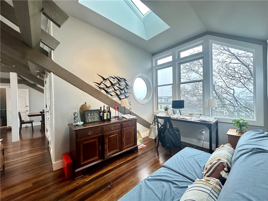 10 Young Street, Unit 3 Newport, RI 02840 - Photo 9 of 29