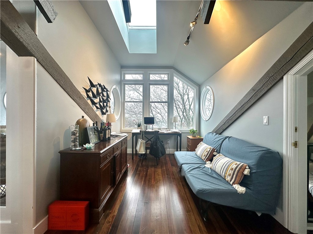 10 Young Street, Unit 3 Newport, RI 02840 - Photo 10 of 29