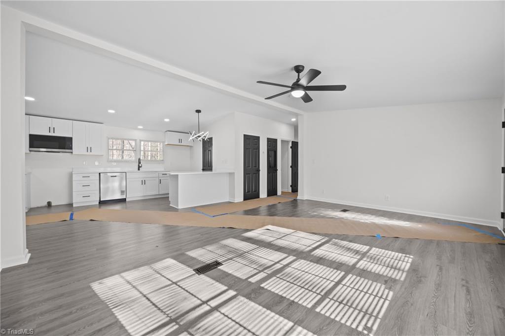 5705 Union Grove Church Road Seagrove, NC 27341 - Photo 3 of 35