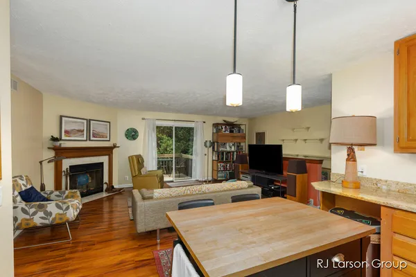 $489,900 | 1007 Orchard Avenue, South Haven, MI 49090