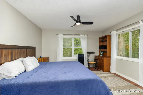 $489,900 | 1007 Orchard Avenue, South Haven, MI 49090